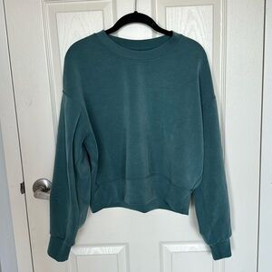 Lululemon softstreme perfectly oversized cropped crew size 4 green jasper